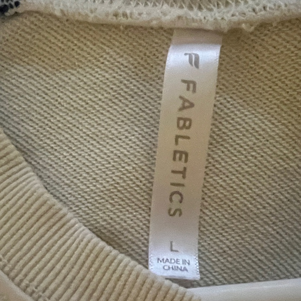 Fabletics Cream Sweatshirt - Picture 2 of 6